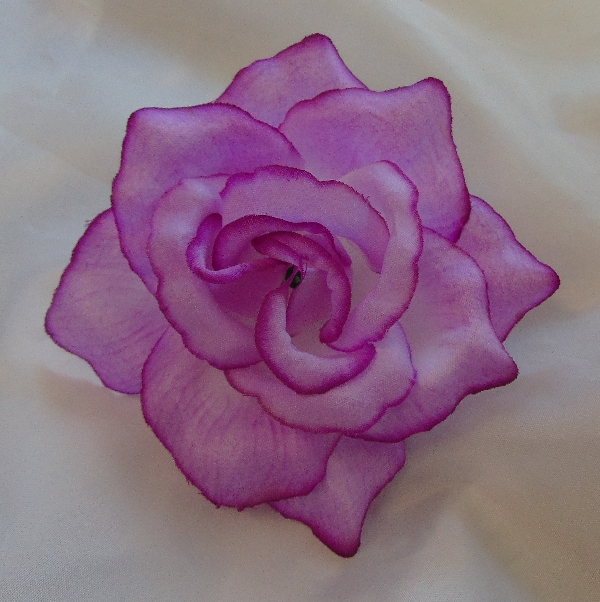 lila, selyemvirág rózsafej (szúrható)- 10 cm